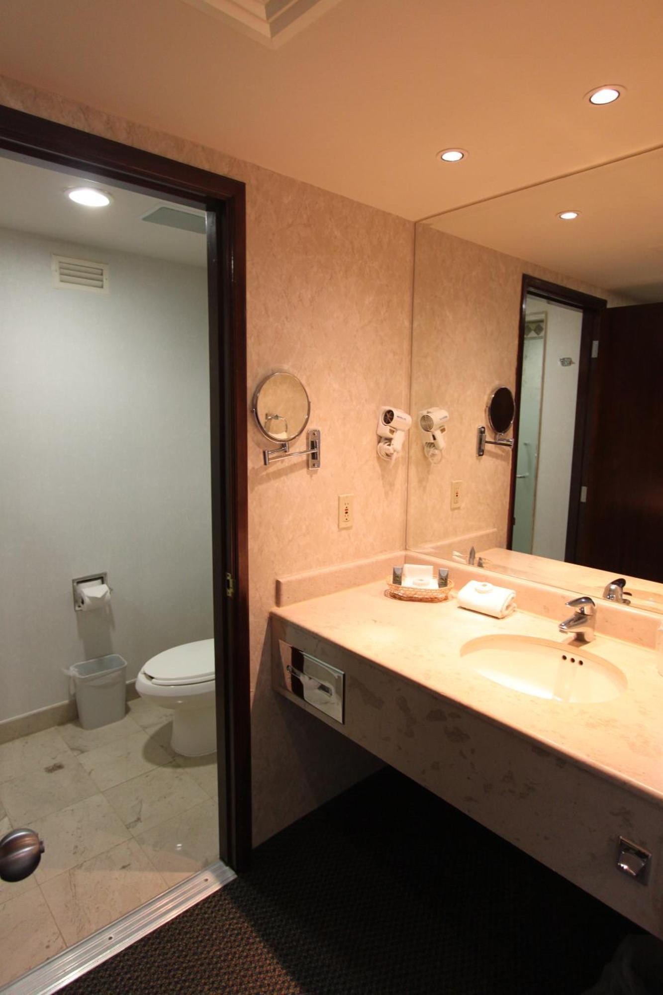 Quality Inn Monterrey La Fe Guadalupe  Δωμάτιο φωτογραφία