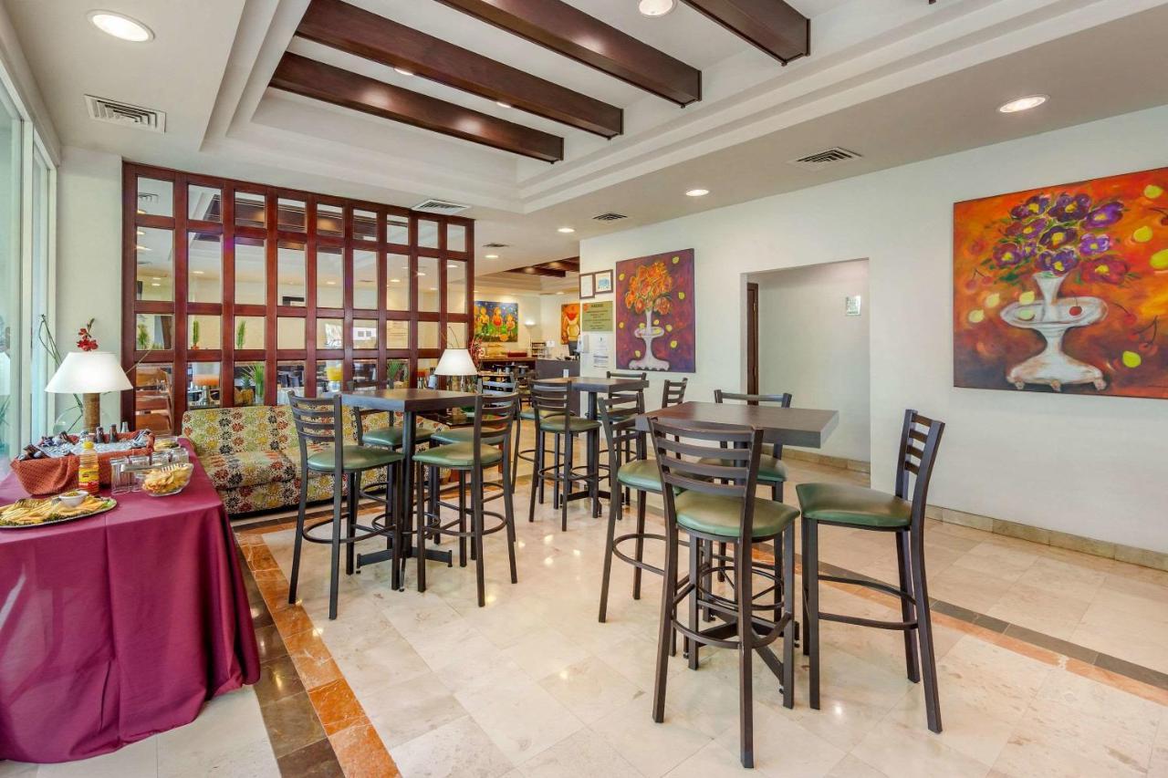 Quality Inn Monterrey La Fe Guadalupe  Εξωτερικό φωτογραφία