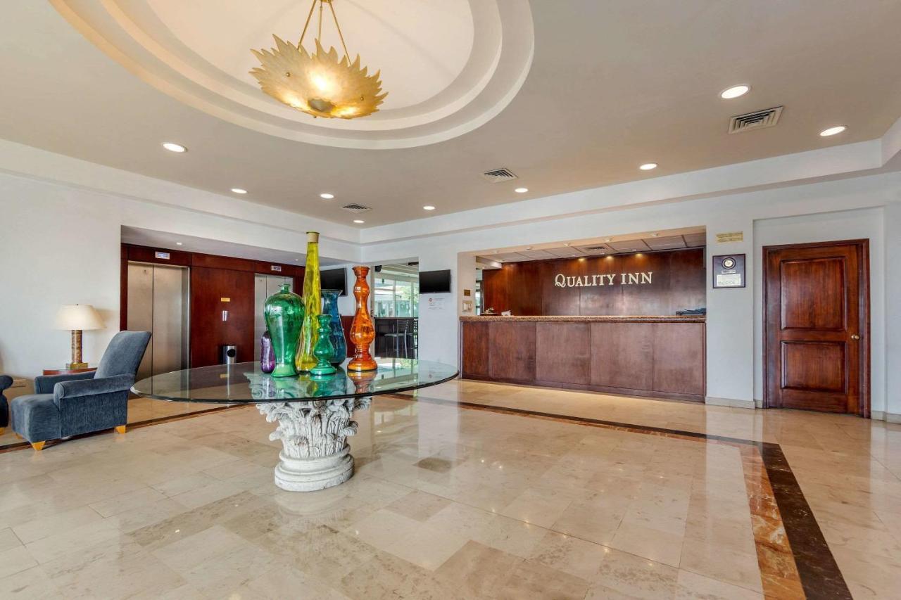 Quality Inn Monterrey La Fe Guadalupe  Εξωτερικό φωτογραφία