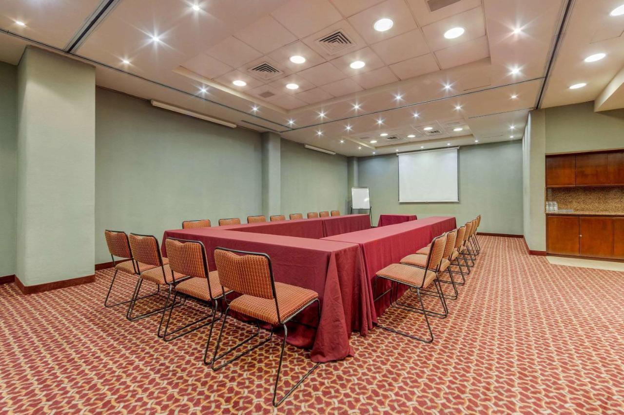 Quality Inn Monterrey La Fe Guadalupe  Εξωτερικό φωτογραφία